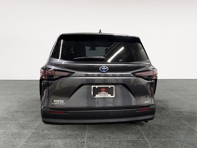 2025 Toyota Sienna XLE 7 Passenger