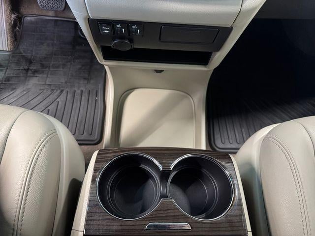 2017 Toyota Sienna XLE 8 Passenger