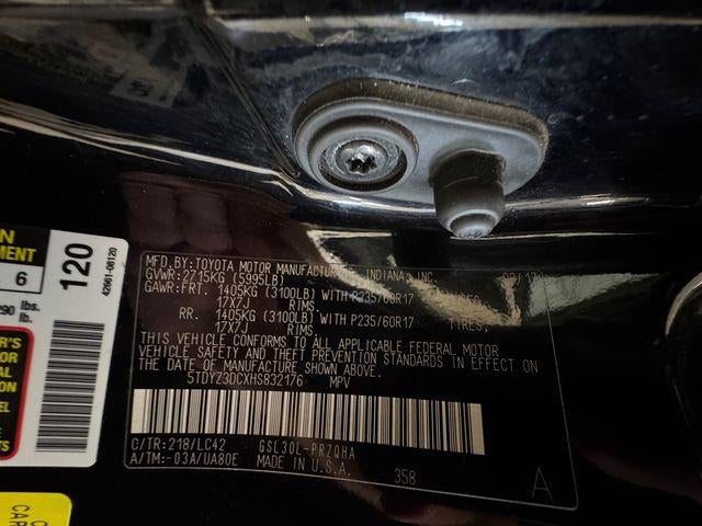 2017 Toyota Sienna XLE 8 Passenger