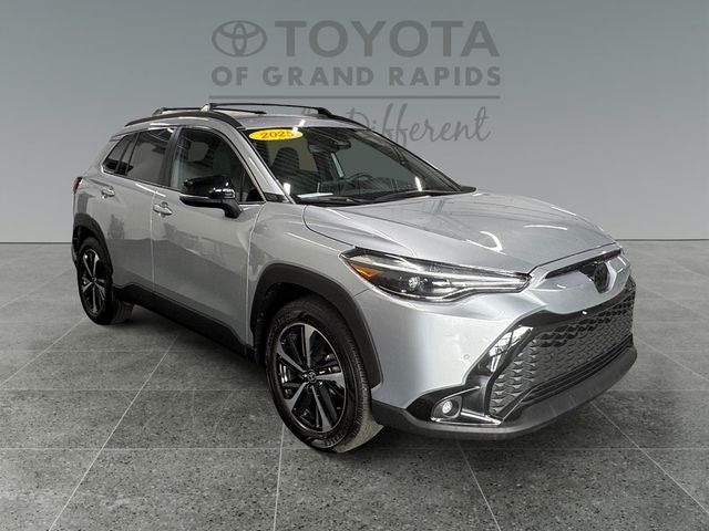 2025 Toyota Corolla Cross Hybrid XSE
