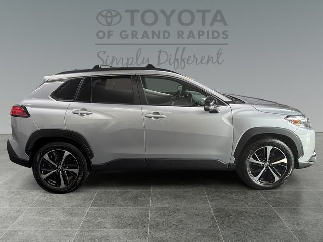 2025 Toyota Corolla Cross Hybrid XSE