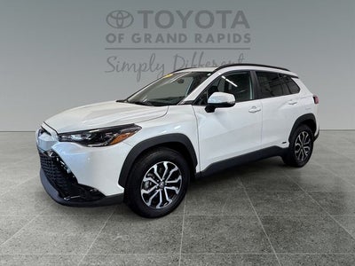 2024 Toyota Corolla Cross Hybrid SE