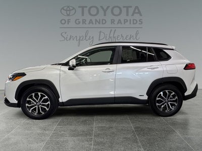 2024 Toyota Corolla Cross Hybrid SE