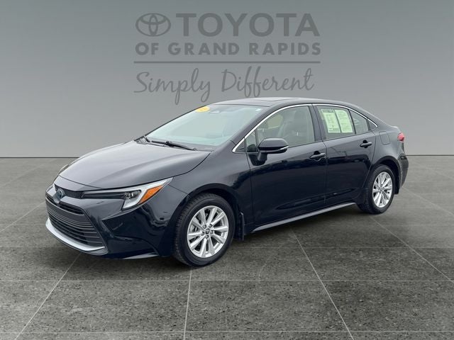 2023 Toyota Corolla Hybrid XLE