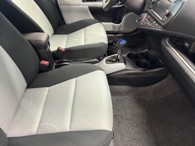 2014 Toyota Prius c Three