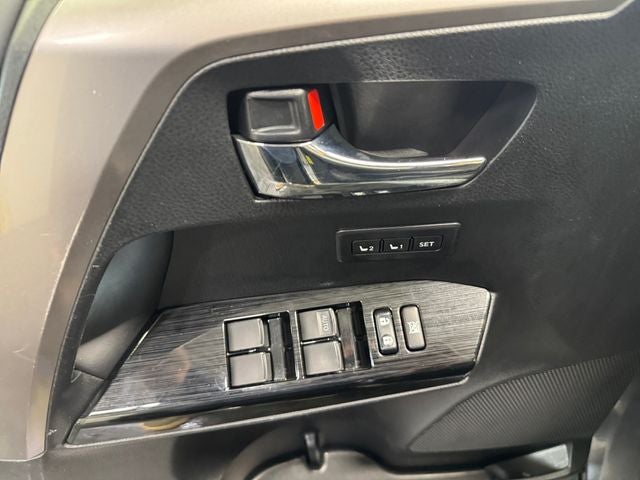 2017 Toyota RAV4 Hybrid Limited