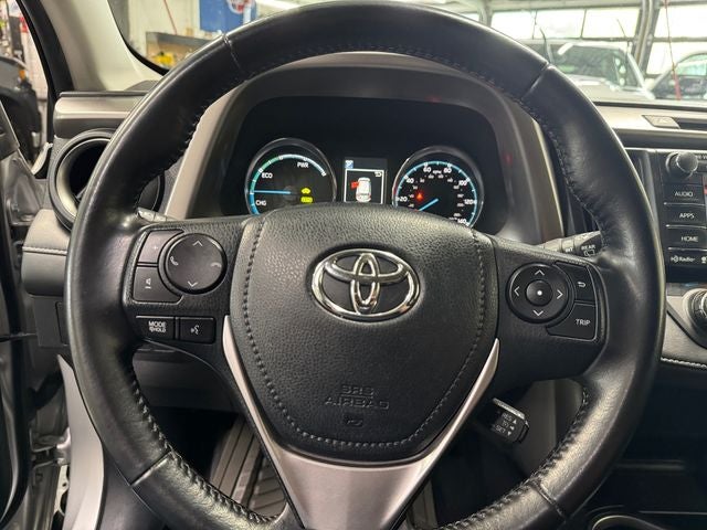 2016 Toyota RAV4 Hybrid XLE