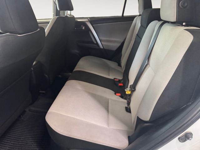 2018 Toyota RAV4 Hybrid XLE