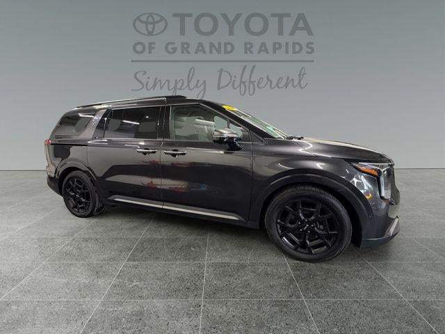 2025 Kia Carnival SX