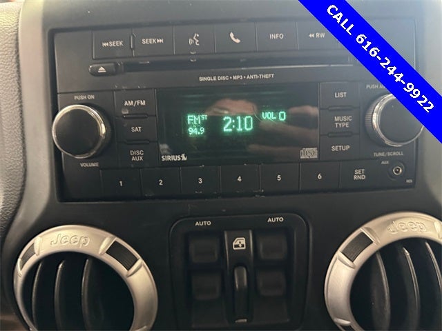 2013 Jeep Wrangler Unlimited Sahara 3.6 Liter V6 4D 4WD Automatic