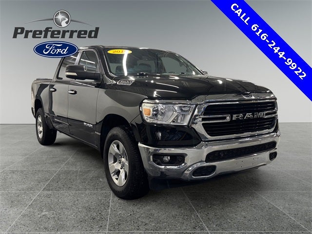 2019 RAM 1500 Big Horn/Lone Star 5.7 Liter V6 Hemi Crew Cab 4WD