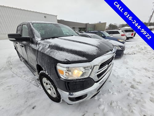 2019 RAM 1500 Big Horn/Lone Star 5.7 Liter V8 Hemi Crew Cab 4WD