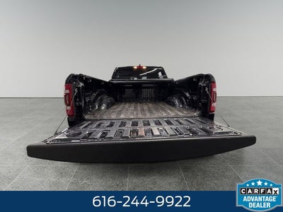 2022 RAM 1500 Laramie 5.7 Liter V8 Hemi Crew Cab 4WD