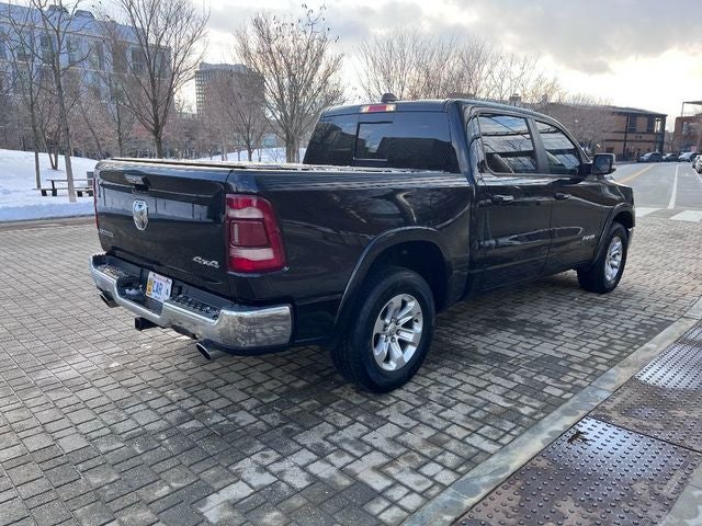 2022 RAM 1500 Laramie 5.7 Liter V* Hemi Crew Cab 4WD
