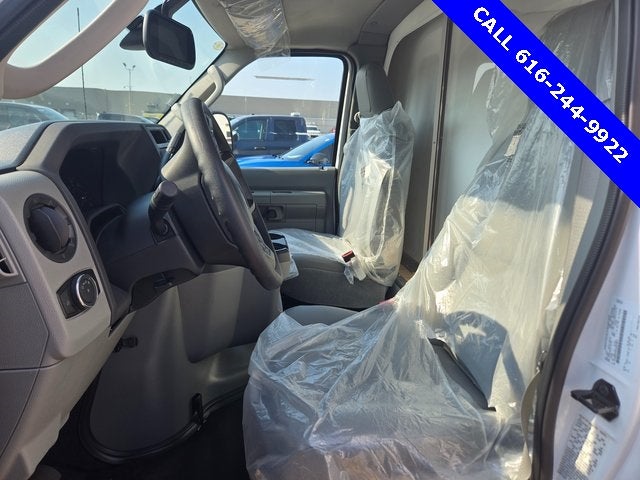 2026 Ford E-350SD Base Cutaway