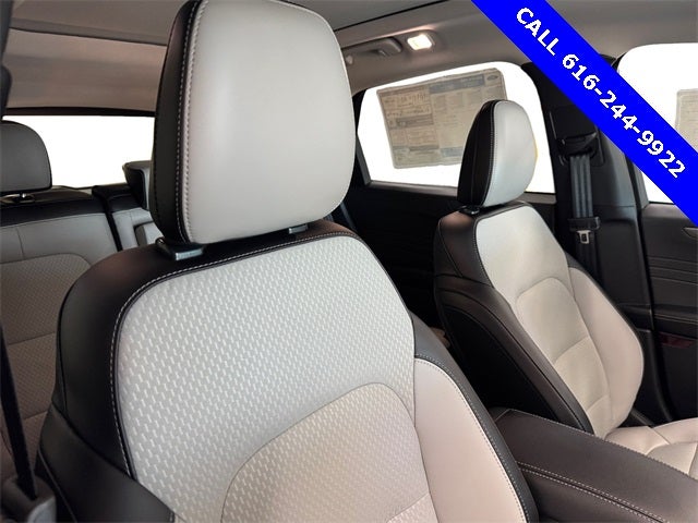 2025 Ford Escape Plug-In Hybrid Base