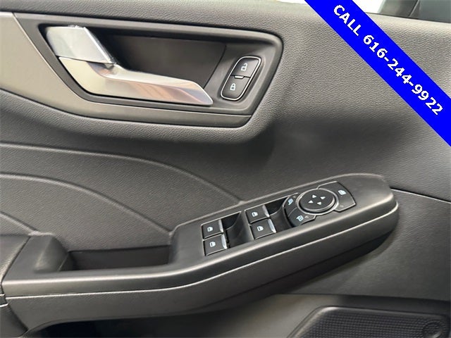 2025 Ford Escape Plug-In Hybrid Base