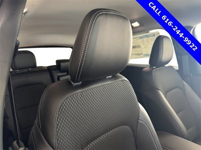 2025 Ford Escape Plug-In Hybrid Base