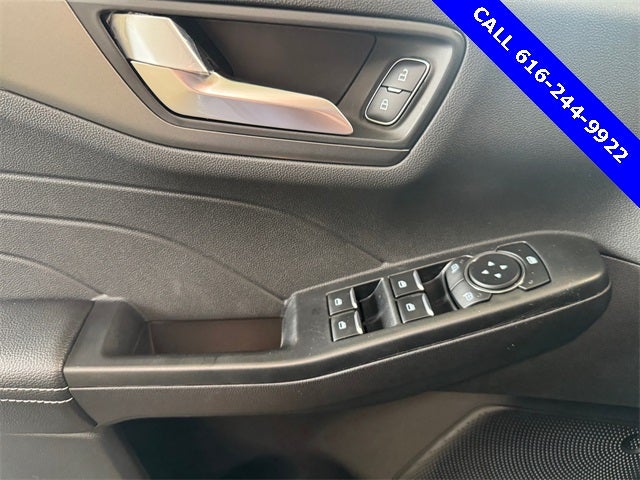 2025 Ford Escape Plug-In Hybrid Base