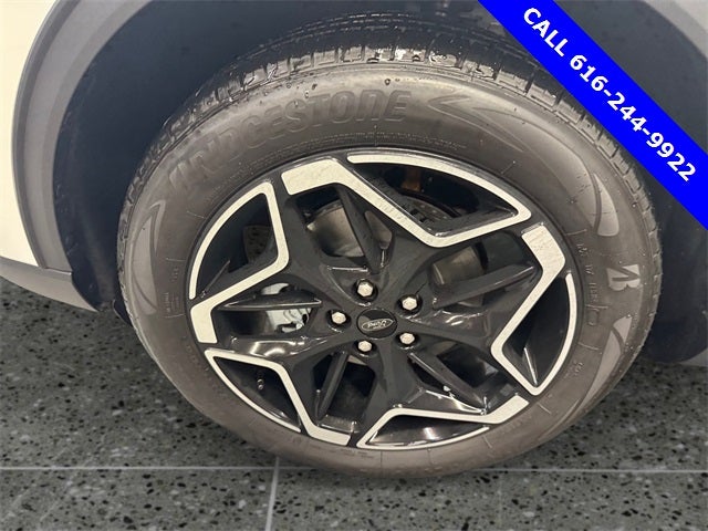 2026 Ford Escape Platinum