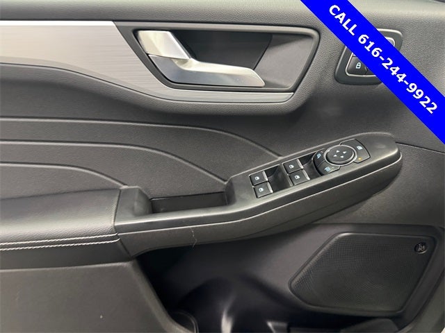 2026 Ford Escape Platinum