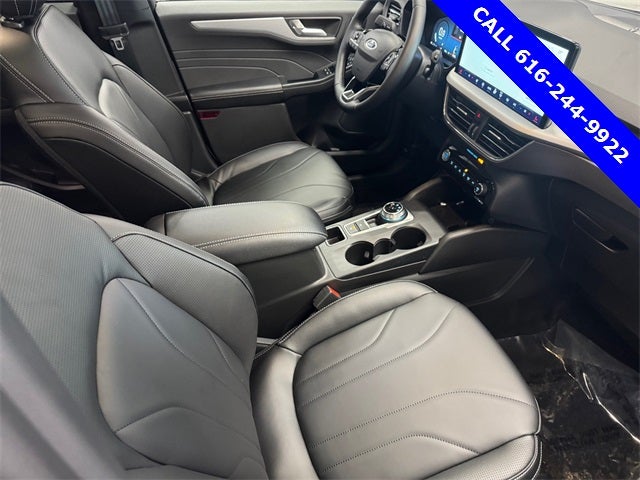 2026 Ford Escape Platinum