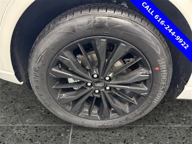 2026 Ford Escape ST-Line Elite