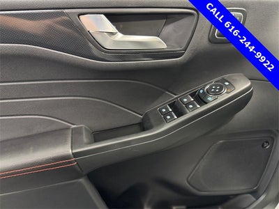 2026 Ford Escape ST-Line Elite