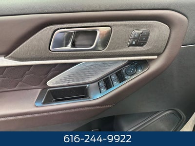 2027 Ford Explorer Platinum