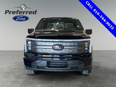 2025 Ford F-150 Lightning Lariat
