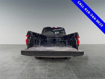 2025 Ford F-150 Lightning Lariat