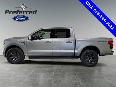 2025 Ford F-150 Lightning Lariat