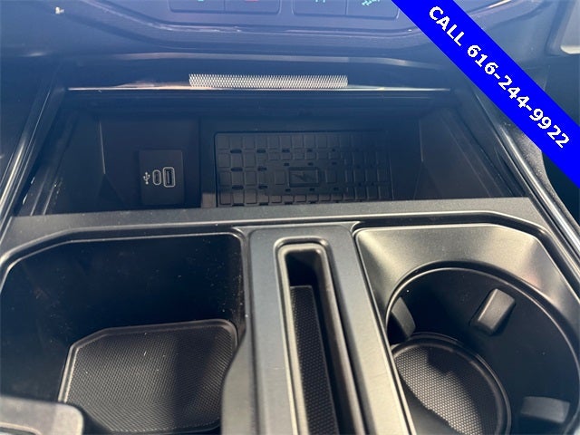 2025 Ford F-150 Lightning Platinum