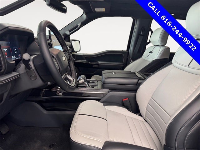 2025 Ford F-150 Lightning Platinum