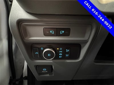 2021 Ford F-150 XLT 5.0 Liter V8 SuperCrew 4WD