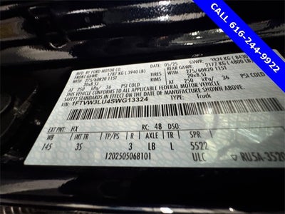 2025 Ford F-150 Lightning Flash