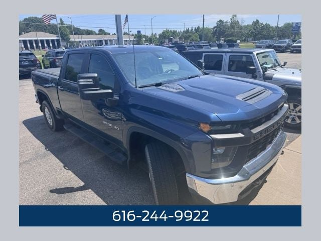 2020 Chevrolet Silverado 3500HD Work Truck 6.6 Liter V8 Duramax Turbodiesel Crew Cab 4WD