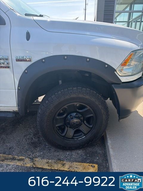 2016 RAM 2500 Tradesman 5.7 Liter V8 Hemi Crew Cab 4WD