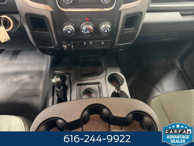 2016 RAM 2500 Tradesman 5.7 Liter V8 Hemi Crew Cab 4WD