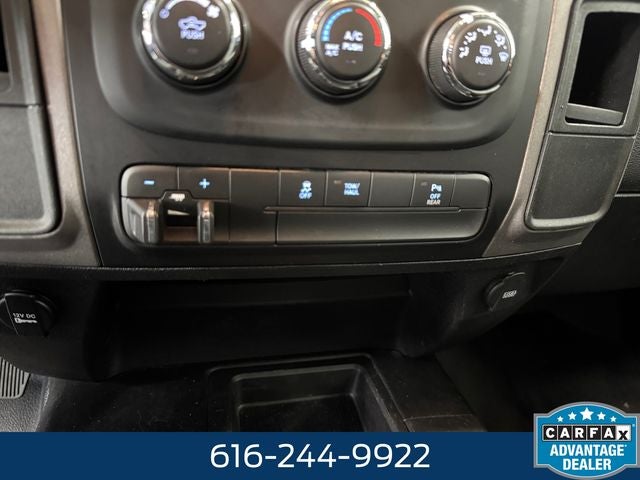 2016 RAM 2500 Tradesman 5.7 Liter V8 Hemi Crew Cab 4WD