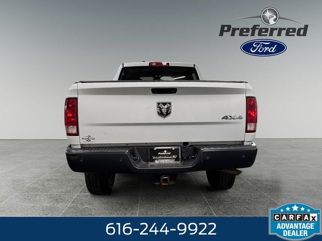 2016 RAM 2500 Tradesman 5.7 Liter V8 Hemi Crew Cab 4WD