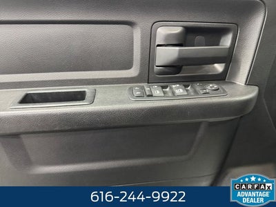 2016 RAM 2500 Tradesman 5.7 Liter V8 Hemi Crew Cab 4WD