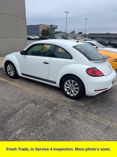 2018 Volkswagen Beetle 2.0T S 2D Hatchback Automatic