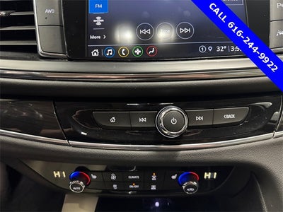 2022 Buick Enclave Essence 3.6 Liter V6 AWD 3rd Row Seating