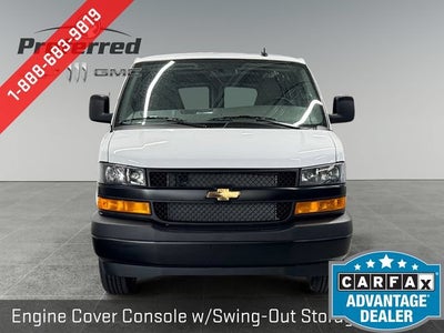 2025 Chevrolet Express Cargo WT