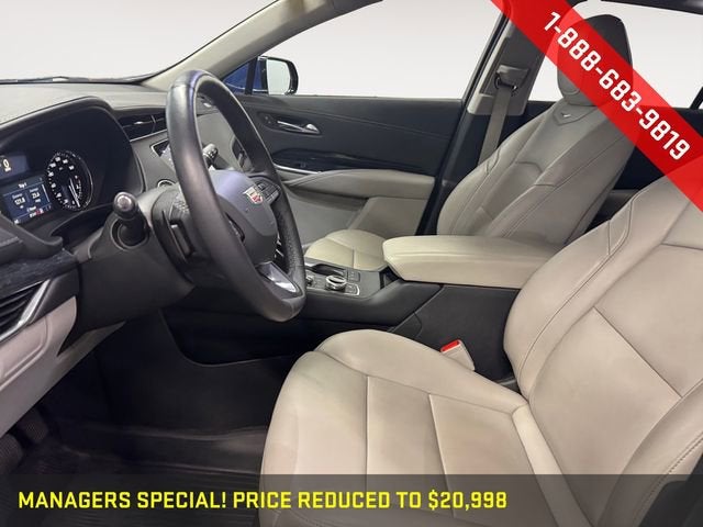 2021 Cadillac XT4 Premium Luxury