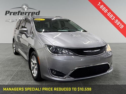 2017 Chrysler Pacifica Touring-L Plus