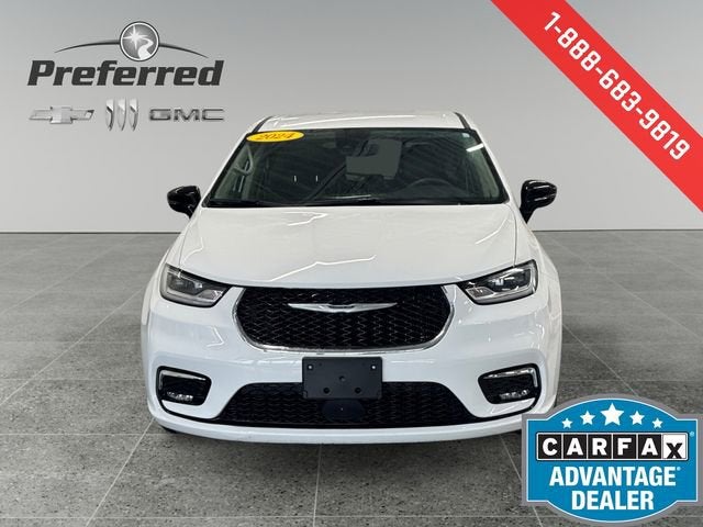 2024 Chrysler Pacifica Hybrid Select