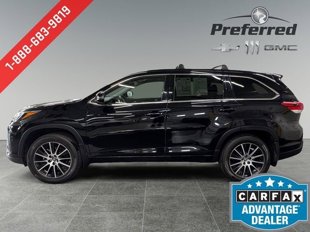 2017 Toyota Highlander SE
