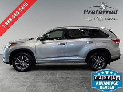 2017 Toyota Highlander SE